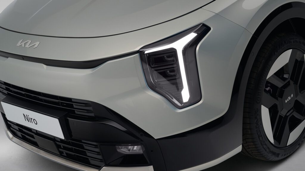 Vernieuwde Kia Niro koplamp